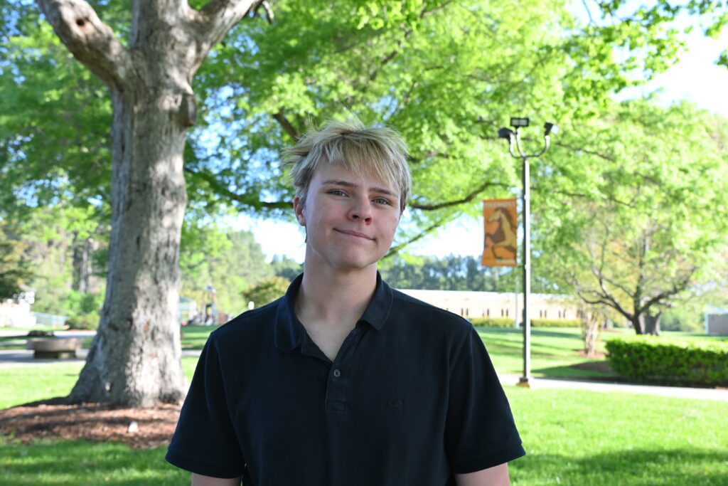 Photo of Hayes Davis